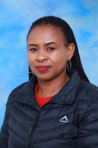 crop-mbeti-std1-teacher